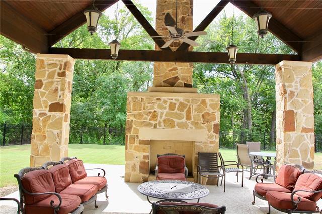 Building Photo - 4821 Bayview Dr