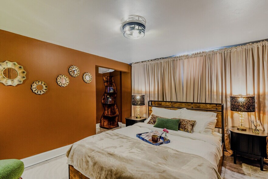 Building Photo - 4203 73rd Ave