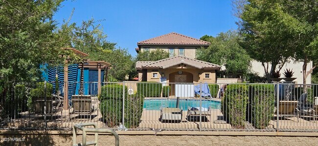 Building Photo - 4656 E Tierra Buena Ln