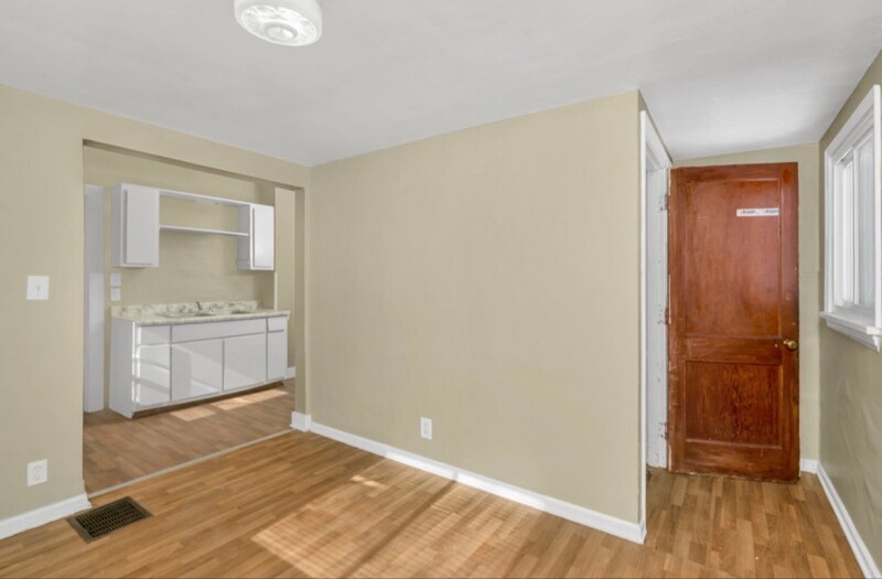 Building Photo - 170 Alton Ave