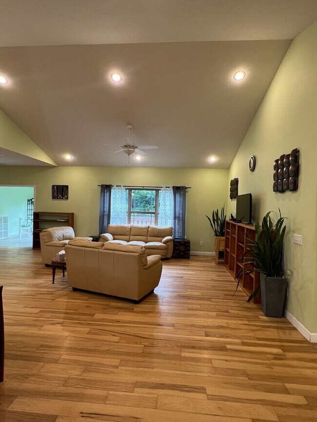 Building Photo - 3 Bedroom/ 2 bath home for rent in Rolla, MO