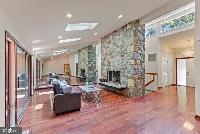 Building Photo - 1404 Wolftrap Run Rd