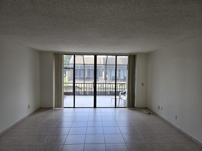 Building Photo - 12304 NW 11th Ct