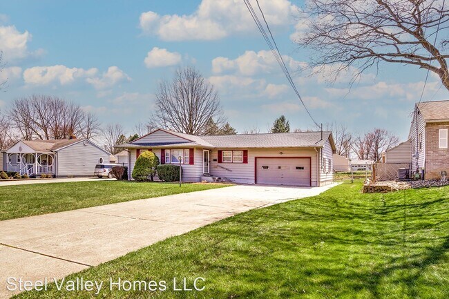 Building Photo - 3 br, 2 bath House - 5153 Pinecrest