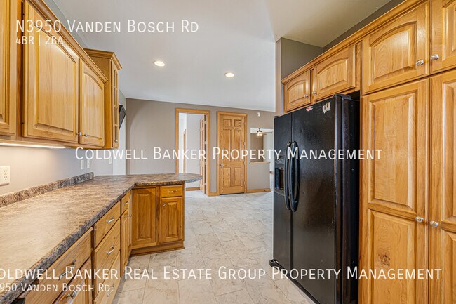 Building Photo - N3950 Vanden Bosch Rd