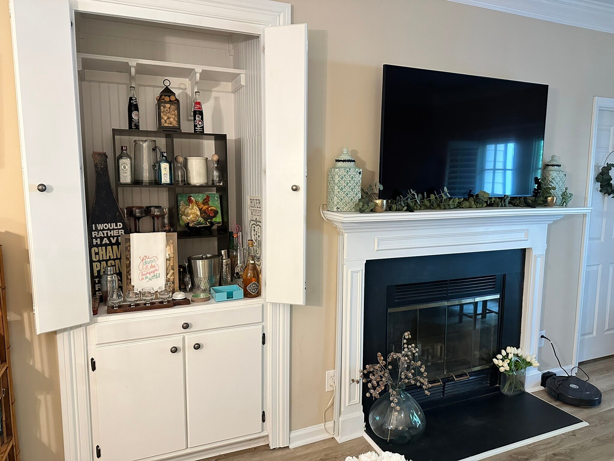 Built-in cabinets and fireplace - 301 Queens Rd