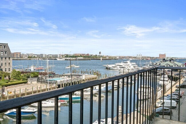 Building Photo - 33 Commercial Wharf