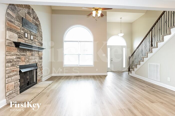 Building Photo - 516 Sitka St