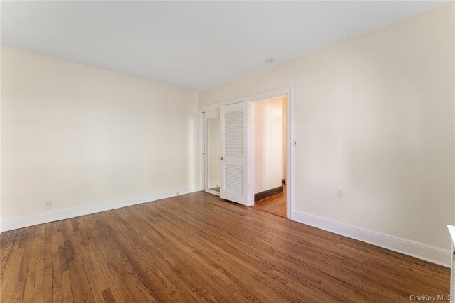 Building Photo - 310 Hayward St