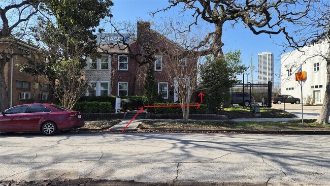 Building Photo - 2118 Oakdale St