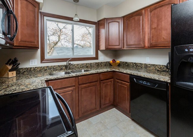 Building Photo - 8302 Twana Dr