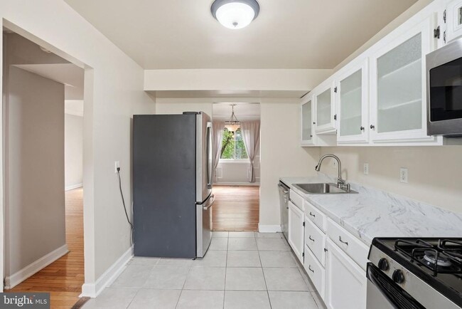 Building Photo - 2916 Cantania Pl