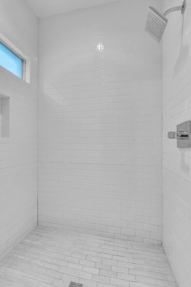 Building Photo - 1801A Sevier St