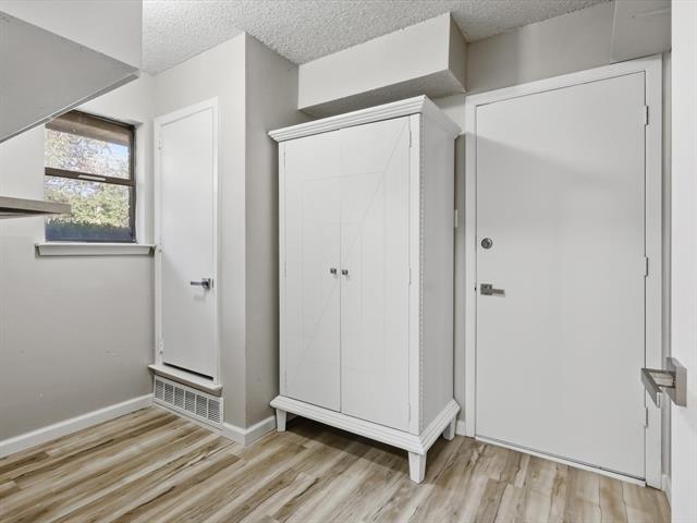 Building Photo - 1811 Briarcrest Ln