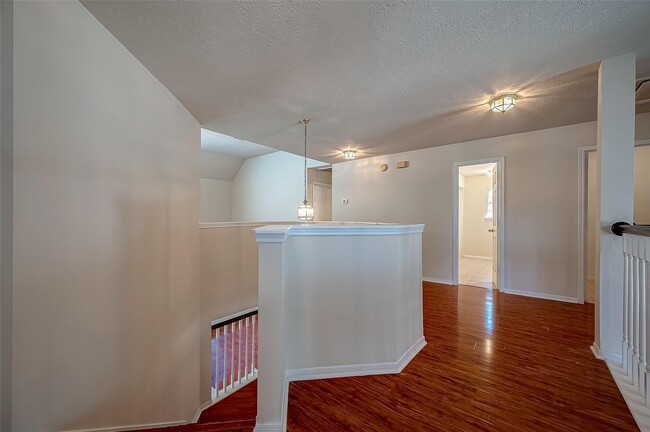 Building Photo - 2907 Little Branch Ct