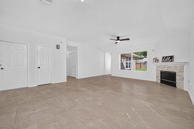 Building Photo - 3118 Aylesworth Ct