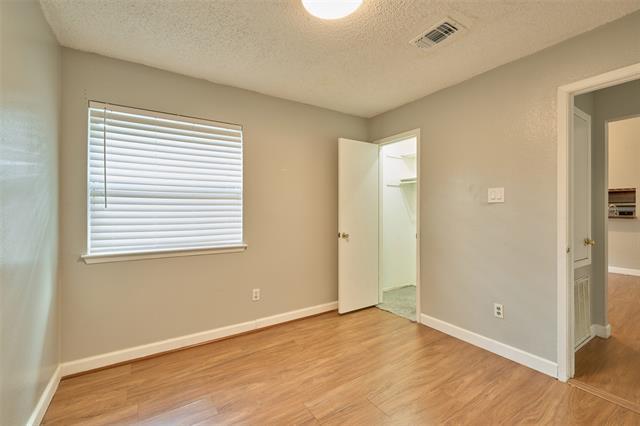 Building Photo - 16151 Barbarossa Dr
