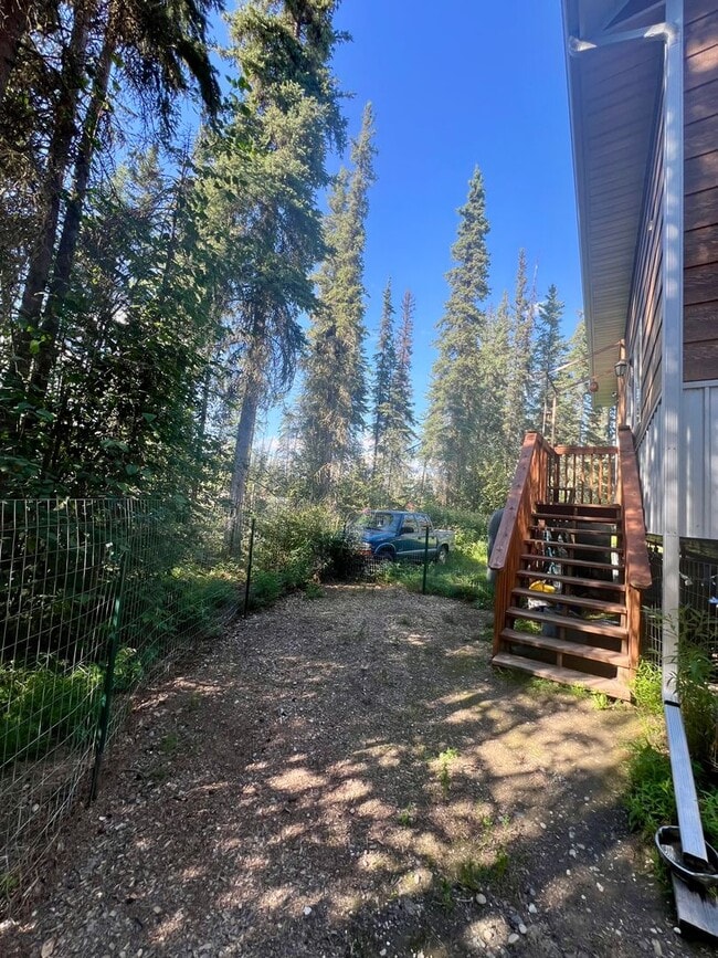 Building Photo - 2715 Tall Spruce Rd