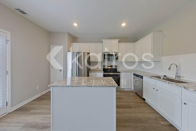 Building Photo - 857 Silent Barge Cv