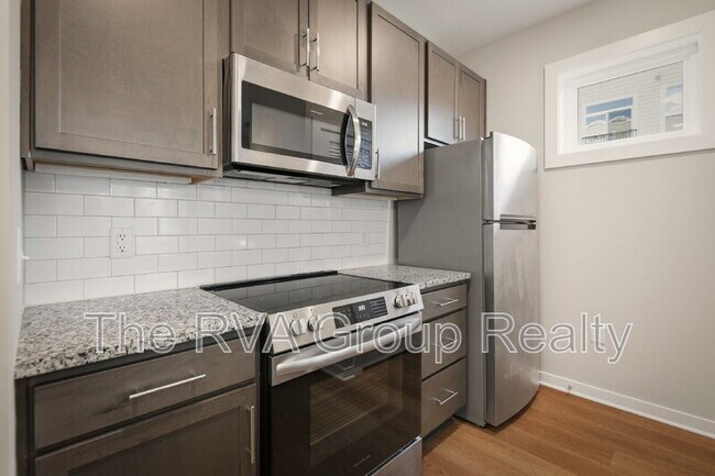 Building Photo - 918 Porter St