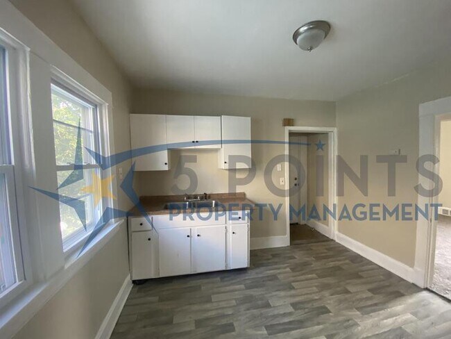 Building Photo - 12418 Gruss Ave