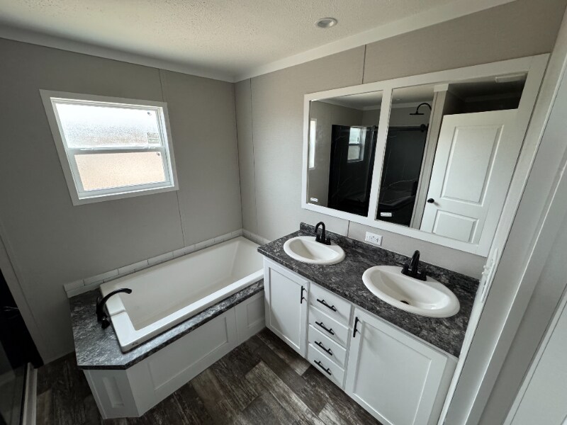 Building Photo - 324 Patriot Ln