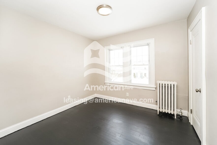 Building Photo - 3916 Orchard Rd