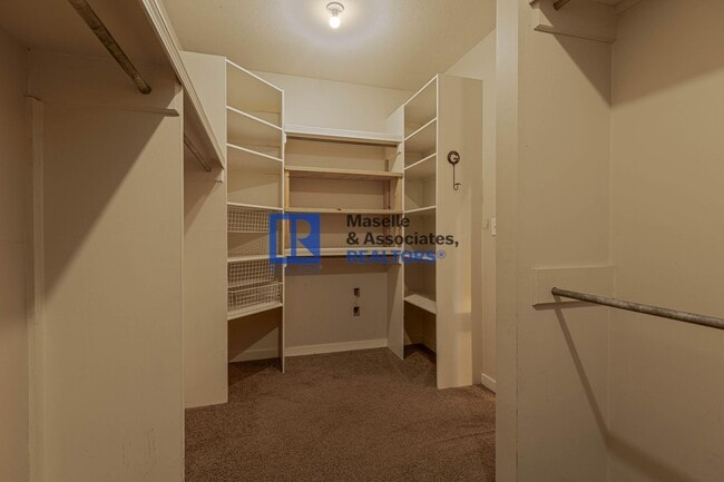 Building Photo - 4 Bed/2.5 Bath Home in Jackson in Heatherton