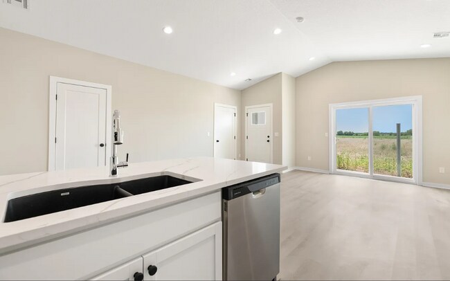 Building Photo - 2155/57 Reece