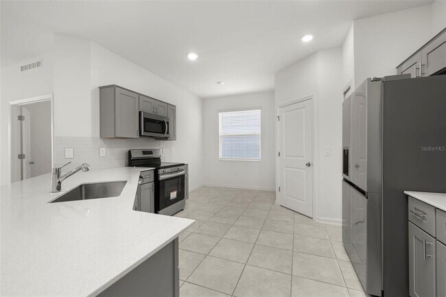 Building Photo - 1620 Marksman Rd