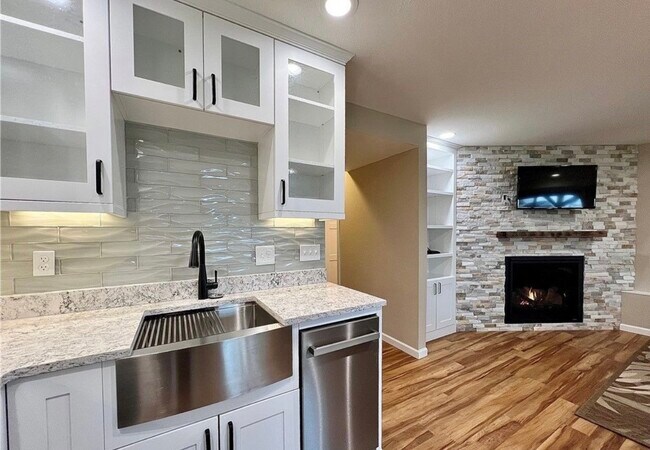 Kitchen is almost new - 29530 1st Ave S