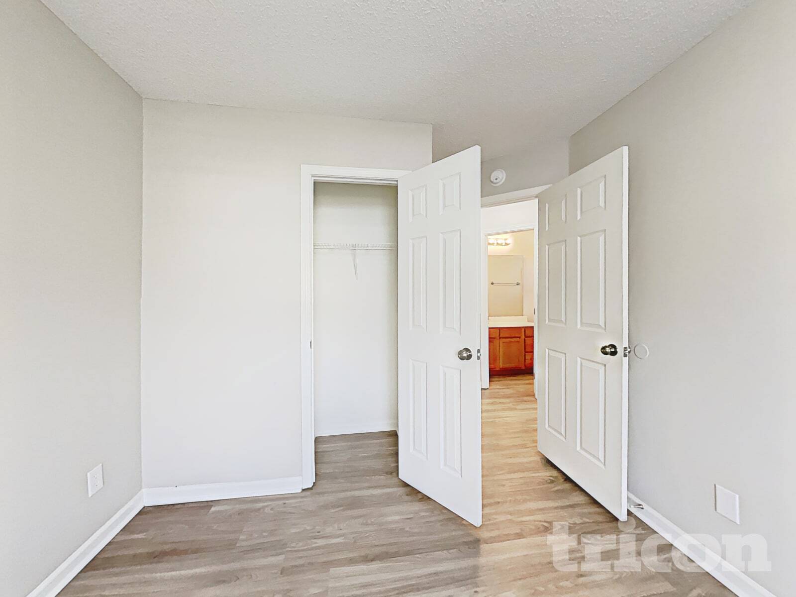 Building Photo - 9408 Northwoods Forest Dr