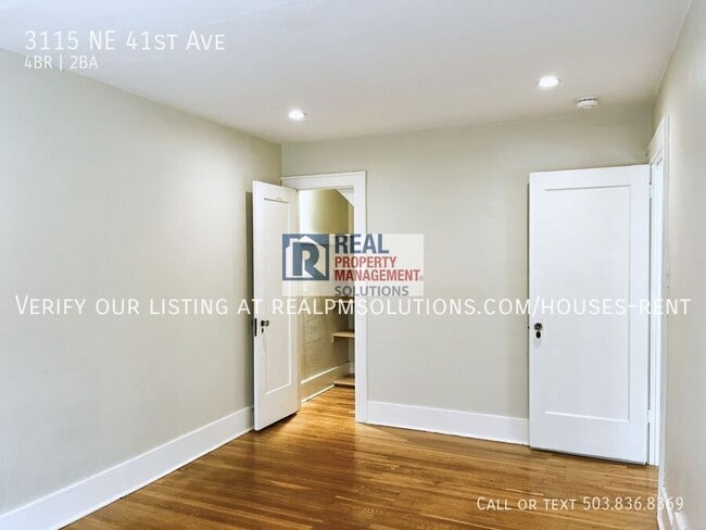 Building Photo - 3115 NE 41st Ave