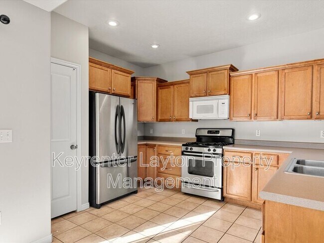 Building Photo - 6171 S 1375 E