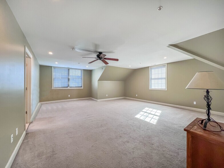 3rd Bedroom (1) - 83 S Hamilton St