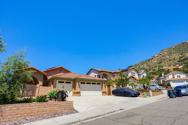 Building Photo - Beautiful Single Story House - most desire...