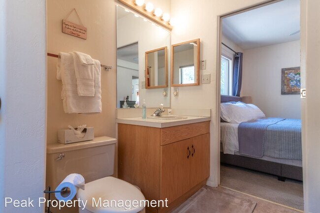 Building Photo - 3 br, 1.5 bath House - 28 Endner Lane