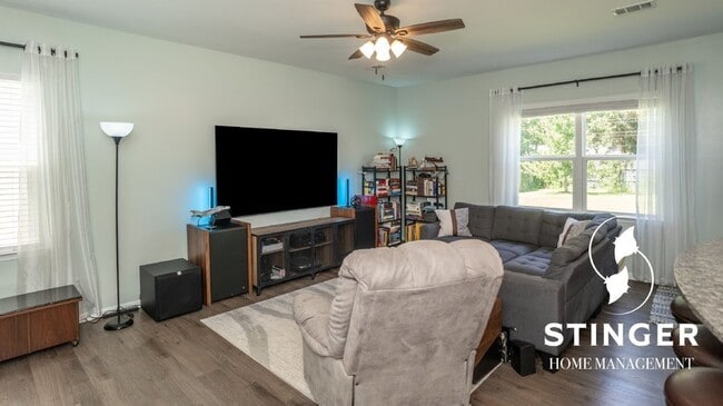 Building Photo - 6 Kiawah Dr