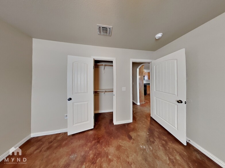 Building Photo - 115 Jolin Ln