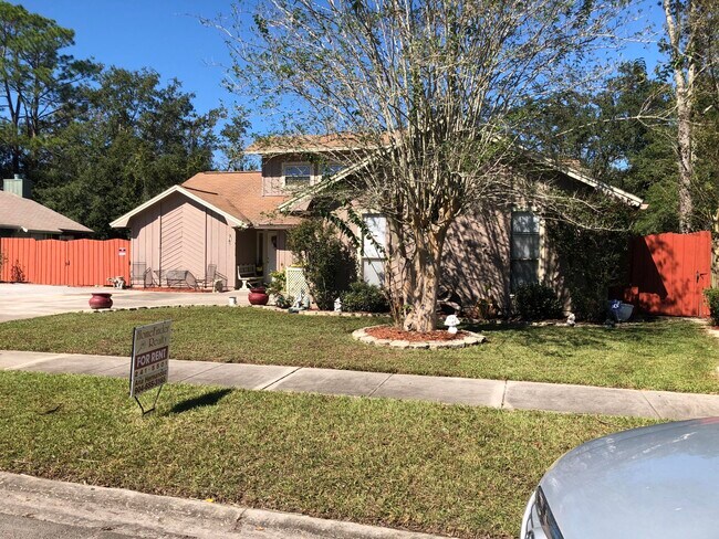 Building Photo - 8179 Crosswind Rd