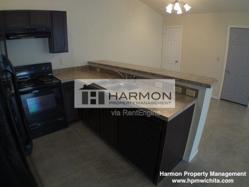 Building Photo - 2370 N Garland St