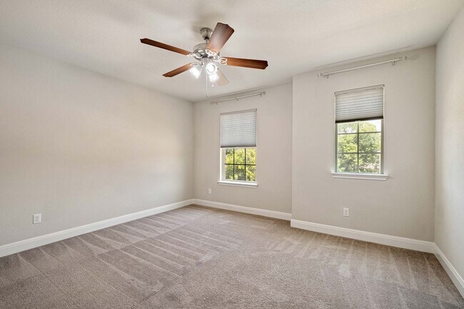 Building Photo - Fantastic 3 Bedroom, 2.5 Bath, 2-Story Hom...