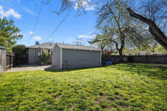 Building Photo - 3582 63rd St