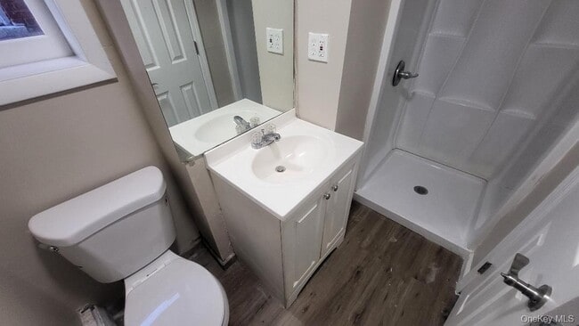 Building Photo - 212 Church St