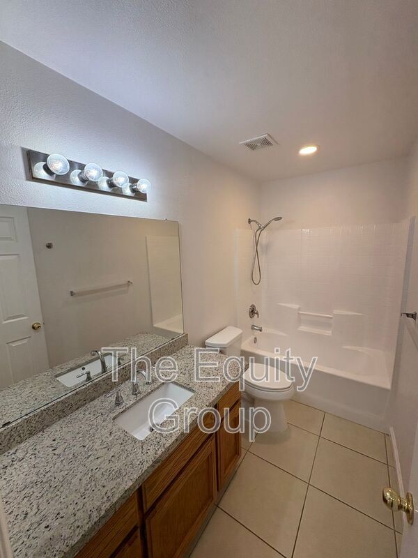 Building Photo - 3908 S Dans St