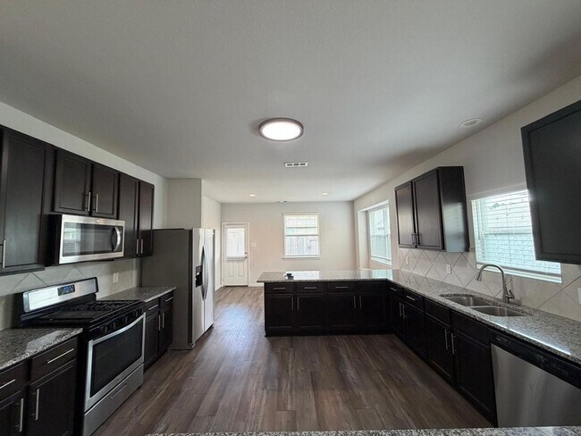 Building Photo - 25048 Adams Canyon Dr