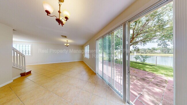 Building Photo - 6786 Aliso Ave