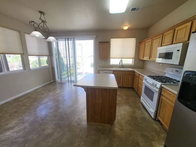 Building Photo - 353 Royal Troon Dr