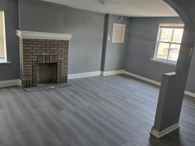 Building Photo - 3150-3152 Pennsylvania Ave - 3152 2FA