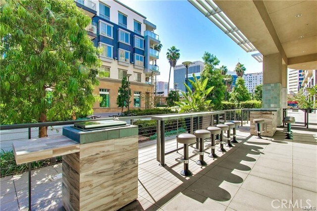 Building Photo - 133 The Promenade N